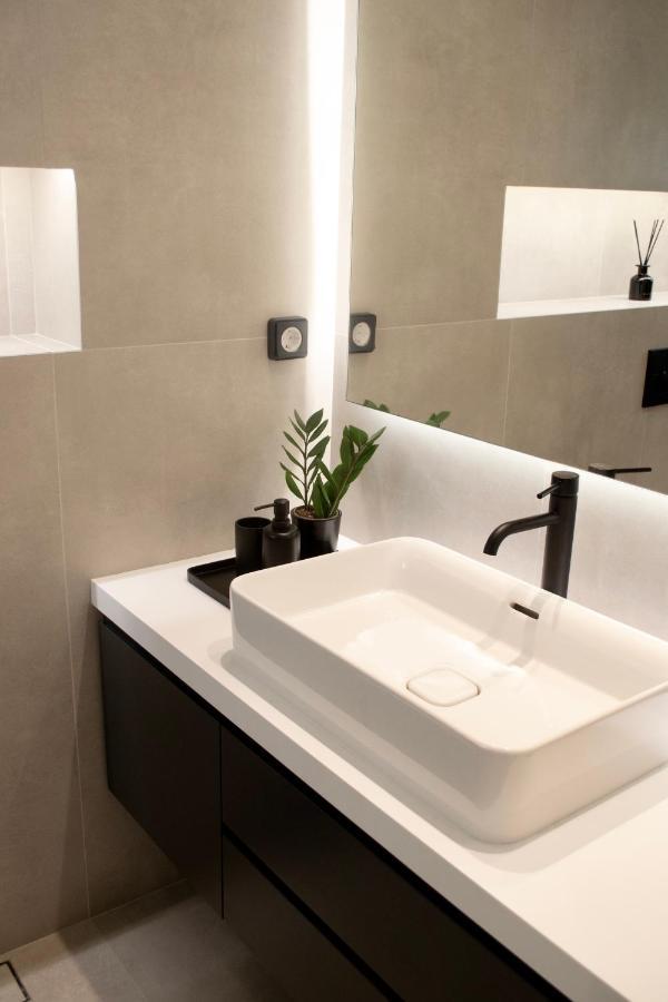 Seafront Apartment By C2C Architects Kalivia Thorikou ภายนอก รูปภาพ